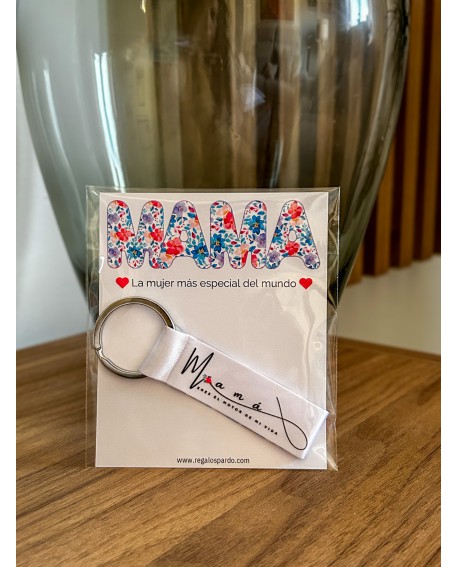 Llavero de tela para una mamá muy especial.