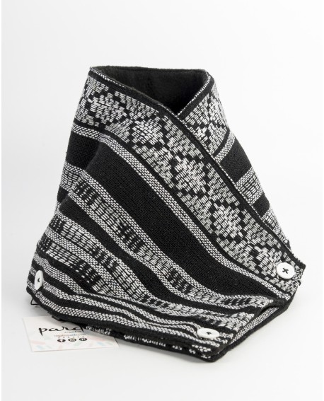 Braga de cuello artesanal forrada en polar - Modelo en blanco y negro - Tipo bandana