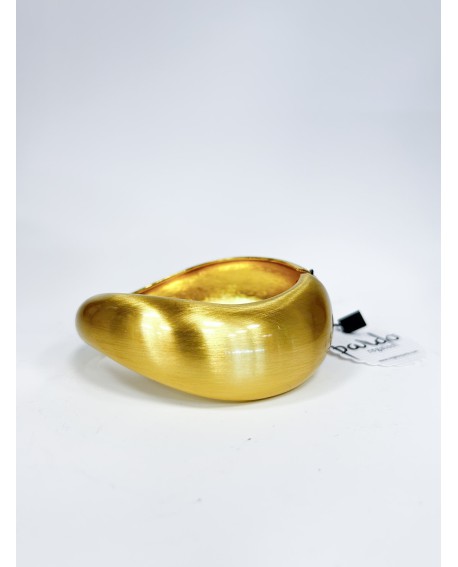 Brazalete ancho dorado satinado con referencia PAR -BRAZ ancho d y un precio de 15,00 € de la sección bisutería mujer