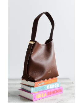 Bolso hobo Noco mediano marrón piel vegana con referencia NOC-2525661M y un precio de 49,15 € de la sección Bolsos de mujer