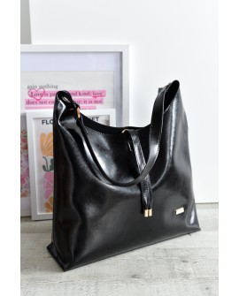Bolso hobo grande Noco negro piel vegana. con referencia NOC-2525652N y un precio de 68,35 € de la sección Bolsos de mujer
