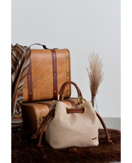 Bolso bombonera Noco asas trenzadas beige con referencia NOC-2525608S y un precio de 55,35 € de la sección Bolsos de mujer