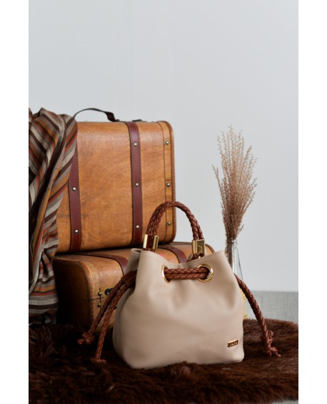 Bolso bombonera Noco asas trenzadas beige con referencia NOC-2525608S y un precio de 55,35 € de la sección Bolsos de mujer