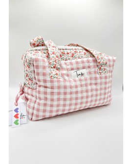 Neceser con asas Trinita rosa artesanal con referencia TRI-neceser asa rosa y un precio de 28,00 € de la sección complementos...