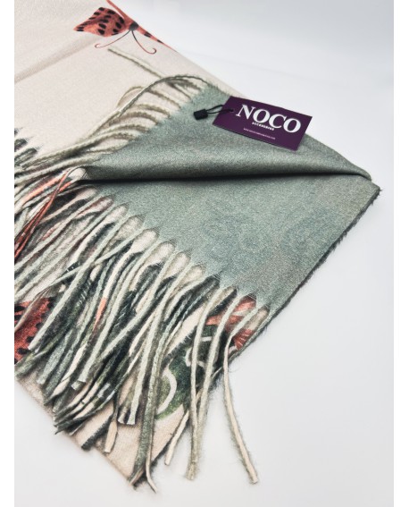 Pashmina mariposas verde – Noco Complementos con referencia NOC-P25220 V y un precio de 21,50 € de la sección Pañuelos y gorr...