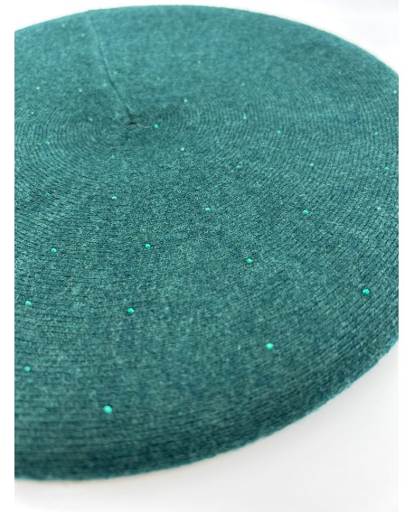 Boina joya de lana verde – Noco Complementos con referencia NOC-G25209 V y un precio de 21,70 € de la sección Pañuelos y gorr...