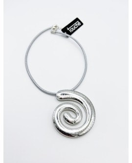 Gargantilla espiral plateada Touche con referencia TOU-espiral p y un precio de 27,00 € de la sección bisutería mujer