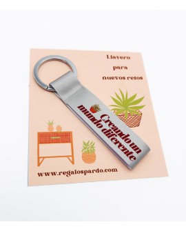 Llavero de tela “Creando un mundo diferente”