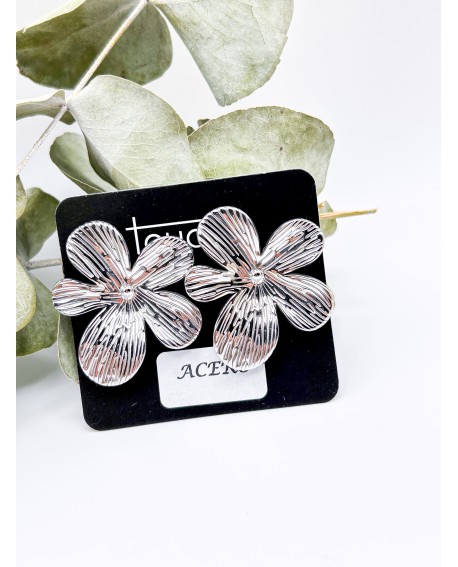 Pendientes Touché flor plata acero con referencia TOU- flor plata y un precio de 20,25 € de la sección bisutería mujer